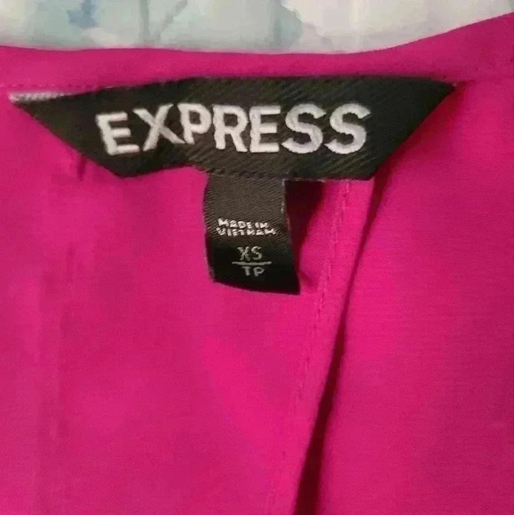 EXPRESS tank top fushia/pink blouse %100 polyester - Picture 3 of 4
